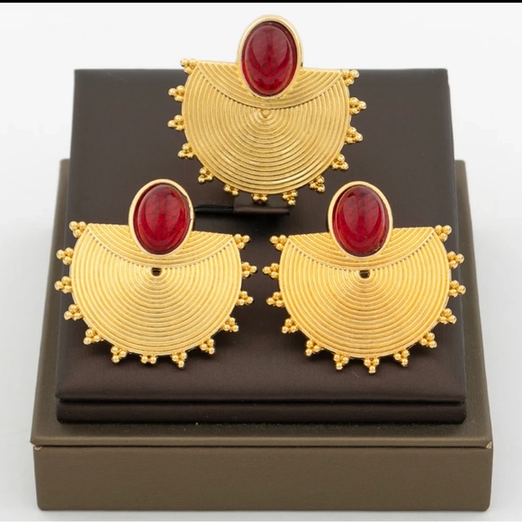 Meet your Posher, Milu - Picture 2 of 3